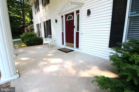 Exterior - 7 Augusta Ct, Dover, DE 19904 photo 16 of 35