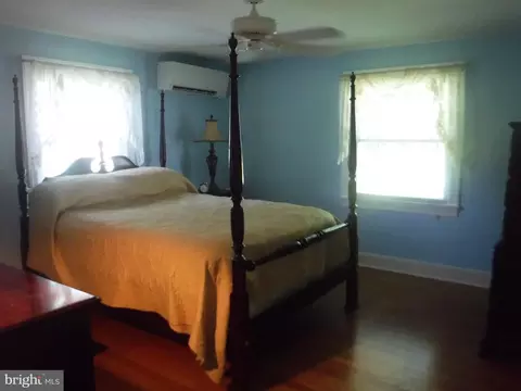 Bedroom - 574 Pennsylvania Ave, Dover, DE 19901 photo 2 of 14