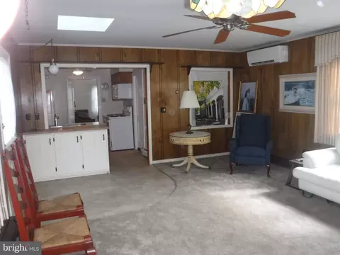 Living - 574 Pennsylvania Ave, Dover, DE 19901 photo 1 of 10