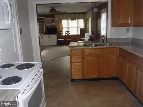 Kitchen - 574 Pennsylvania Ave, Dover, DE 19901 photo 2 of 4