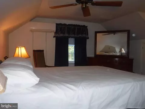Bedroom - 574 Pennsylvania Ave, Dover, DE 19901 photo 10 of 14