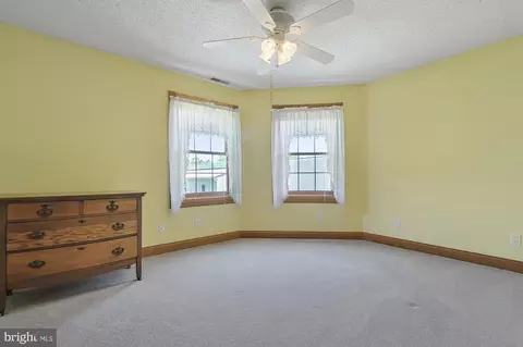 Bedroom - 302 E Howard St, Viola, DE 19979 photo 5 of 10