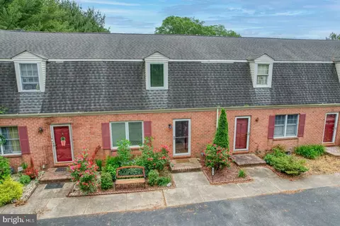 971 Silver Lake Blvd, Dover, DE 19904
