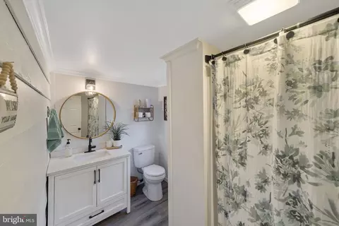 Bath - 68 West St, Dover, DE 19901 photo 1 of 1