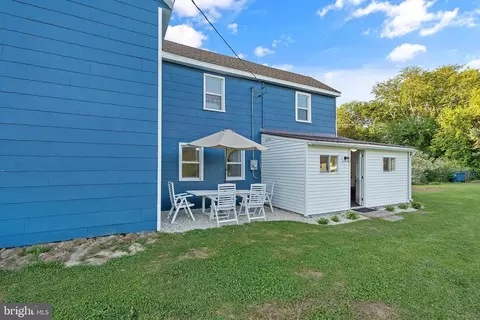 Exterior - 68 West St, Dover, DE 19901 photo 4 of 6