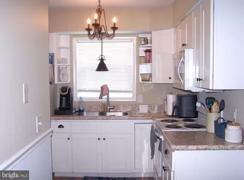 Kitchen - 27 Reed St, Harrington, DE 19952 photo 1 of 3