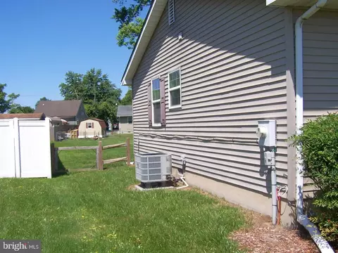 Exterior - 27 Reed St, Harrington, DE 19952 photo 4 of 4