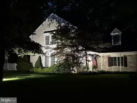 Exterior - 161 Burning Tree Rd, Dover, DE 19904 photo 3 of 19