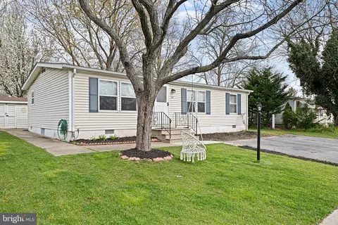 27 Gordon Dr, Dover, DE 19901 photo 1