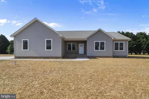 64 Glenoak Ct, Camden Wyoming, DE 19934