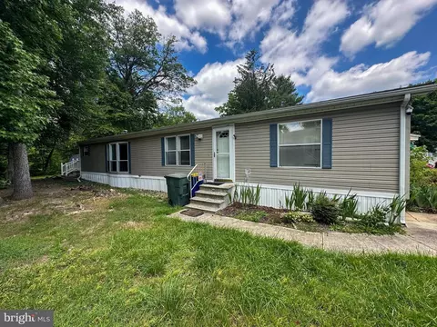 6 Redden Cir, Clayton, DE 19938