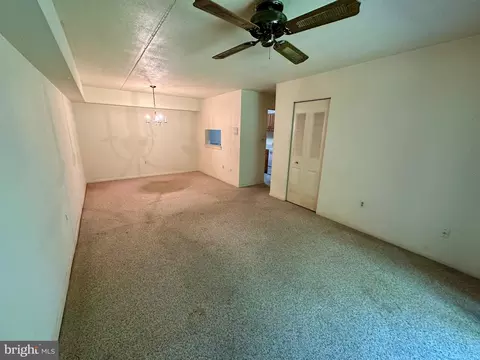 3 Chase Hall, Dover, DE 19904 photo 2