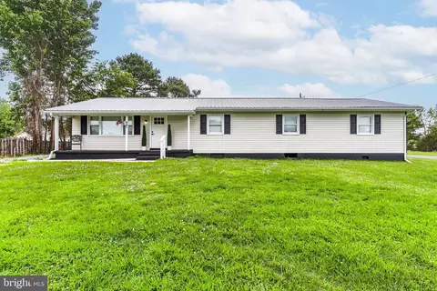 10 Wharton St, Houston, DE 19954