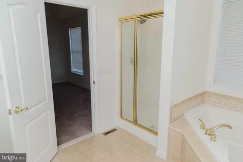 Entry Way - 111 Overlook Pl, Dover, DE 19901 photo 11 of 14