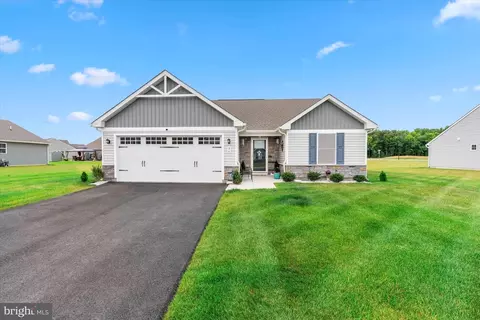 36 Polonius Ln, Dover, DE 19901