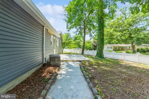228 Winterberry Dr, Dover, DE 19904 photo 9