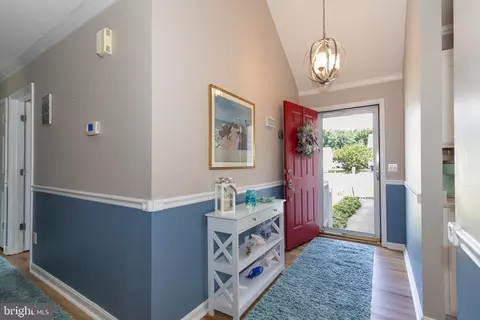 Entry Way - 414 Evelyndale Dr, Dover, DE 19901 photo 1 of 7