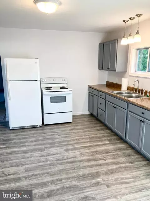 Kitchen - 93 High St, Kenton, DE 19955 photo 2 of 2