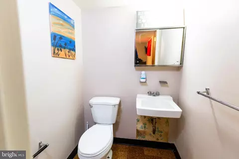 Bath - 505 Roberta Ave, Dover, DE 19901 photo 1 of 1