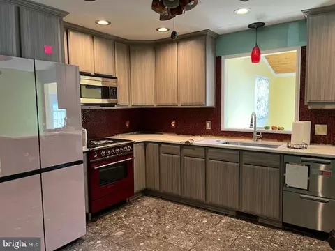 Kitchen - 6 Drew Ct, Dover, DE 19901 photo 1 of 1