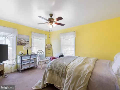 246 Evelyndale Dr, Dover, DE 19901 photo 14