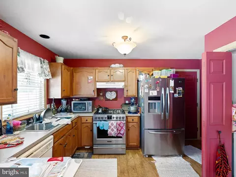 246 Evelyndale Dr, Dover, DE 19901 photo 5