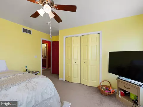 246 Evelyndale Dr, Dover, DE 19901 photo 13