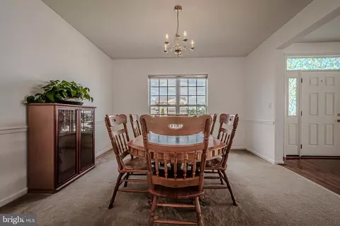 Dining - 284 Norton Cir, Dover, DE 19904 photo 4 of 5
