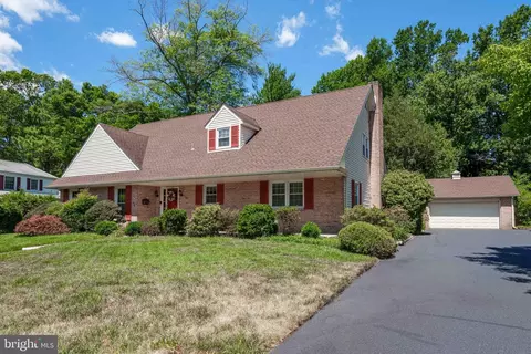 181 Crescent Dr, Dover, DE 19904