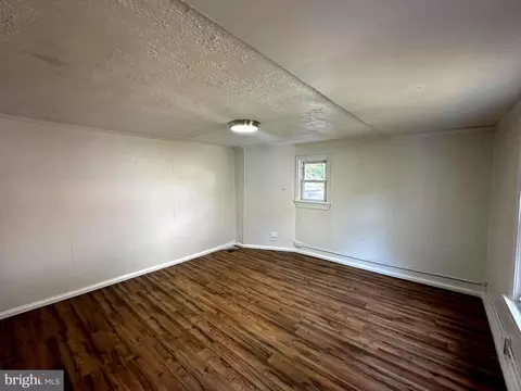 Living - 68 S 70 S Queen St, Dover, DE 19904 photo 5 of 6
