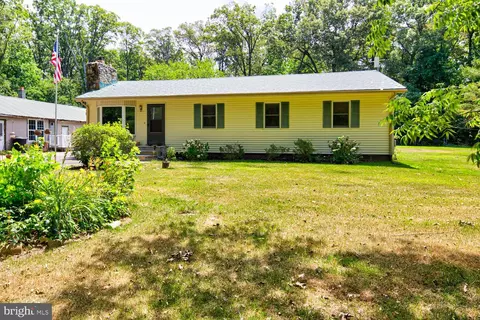 2110 White Oak Rd, Dover, DE 19901