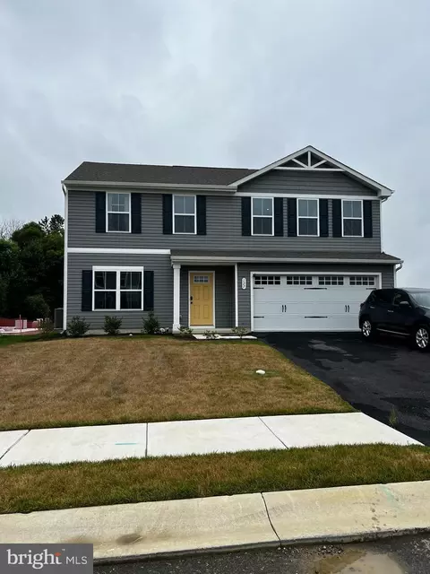 127 Garnet Dr, Dover, DE 19904