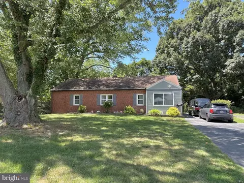 104 Evergreen Dr, Dover, DE 19901 photo 2