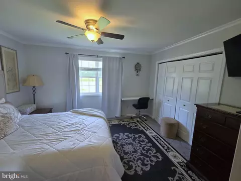 Bedroom - 8365 Bayside Dr, Dover, DE 19901 photo 2 of 3