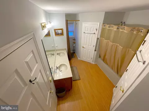 Bath - 8365 Bayside Dr, Dover, DE 19901 photo 2 of 2