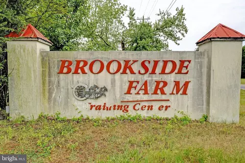 6942 Pearsons Corner Rd, Hartly, DE 19953