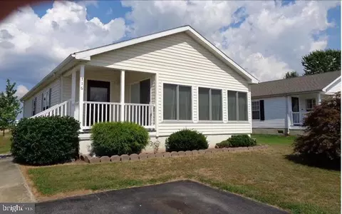 716 Saks St #23, Smyrna, DE 19977