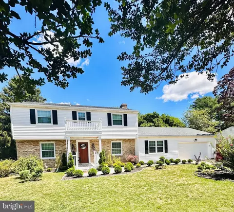 85 S Fairfield Dr, Dover, DE 19901 photo 2