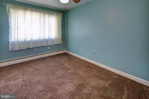 Bedroom - 846 E Loockerman St, Dover, DE 19901 photo 4 of 6