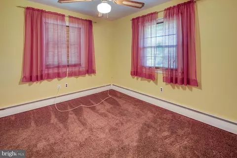 Bedroom - 846 E Loockerman St, Dover, DE 19901 photo 6 of 6