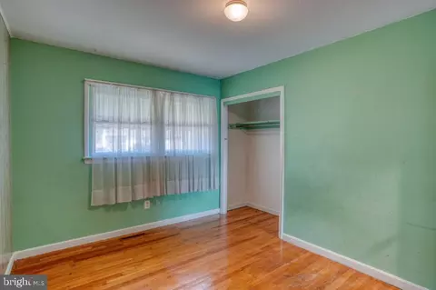 Bedroom - 1497 John Clark Rd, Dover, DE 19904 photo 2 of 2