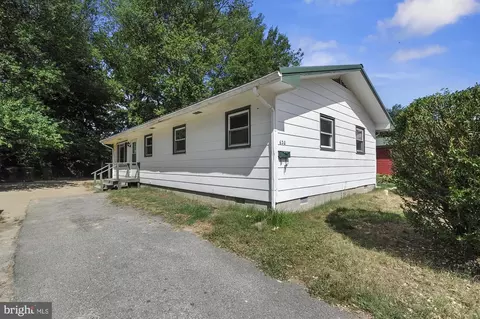620 River Rd, Dover, DE 19901