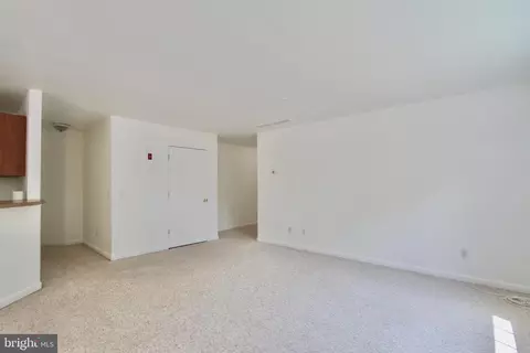 Living - 20 Moriarty St, Dover, DE 19901 photo 3 of 3