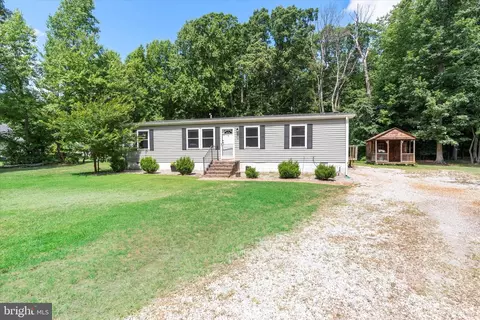 371 Squawigm Rd, Dover, DE 19901 photo 2