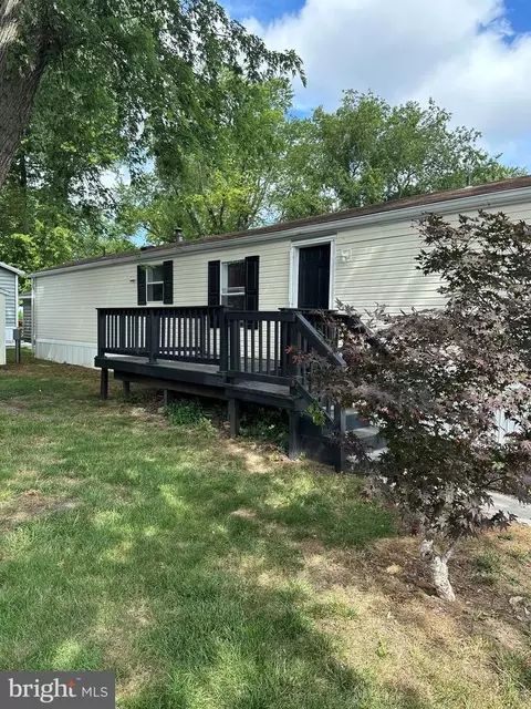1679 S State St #A40, Dover, DE 19901