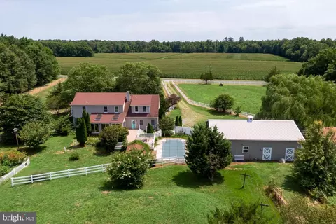 1311 Fox Hole Rd, Camden Wyoming, DE 19934