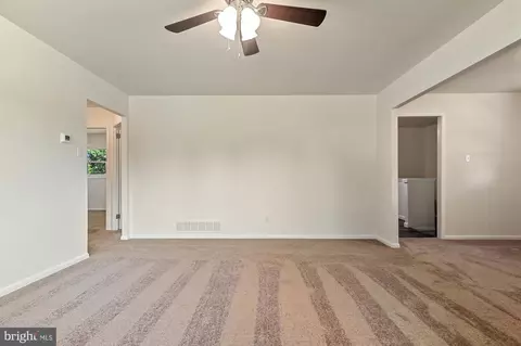 Living - 994 Boggs Dr, Dover, DE 19901 photo 1 of 5