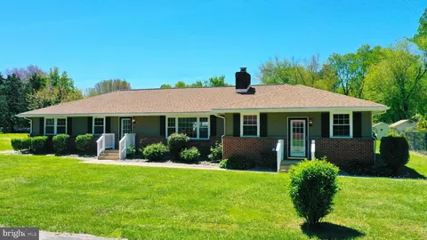 23 Woodland Dr, Dover, DE 19901