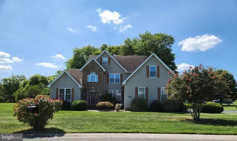 104 Cardinal Hills Pkwy, Dover, DE 19904