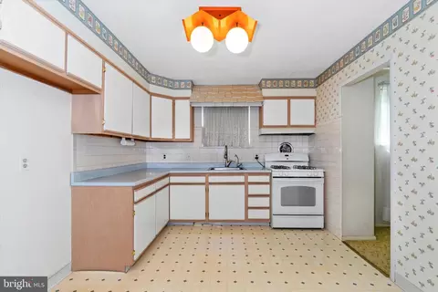 Kitchen - 558 Roberta Ave, Dover, DE 19901 photo 1 of 1